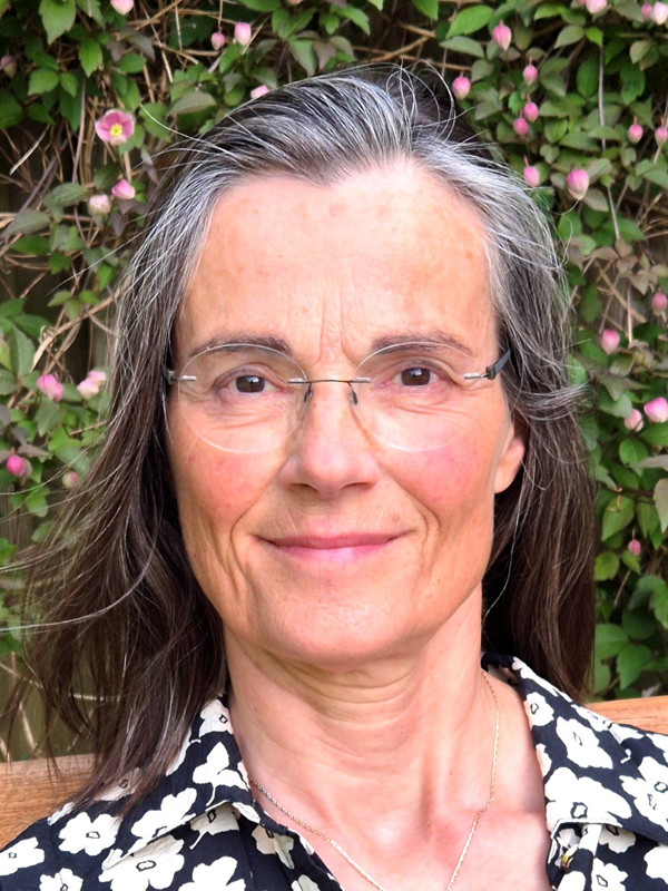 Yvonne Petit